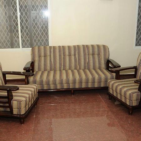 Отель Tripura Sundari Residency Madanapalle Экстерьер фото